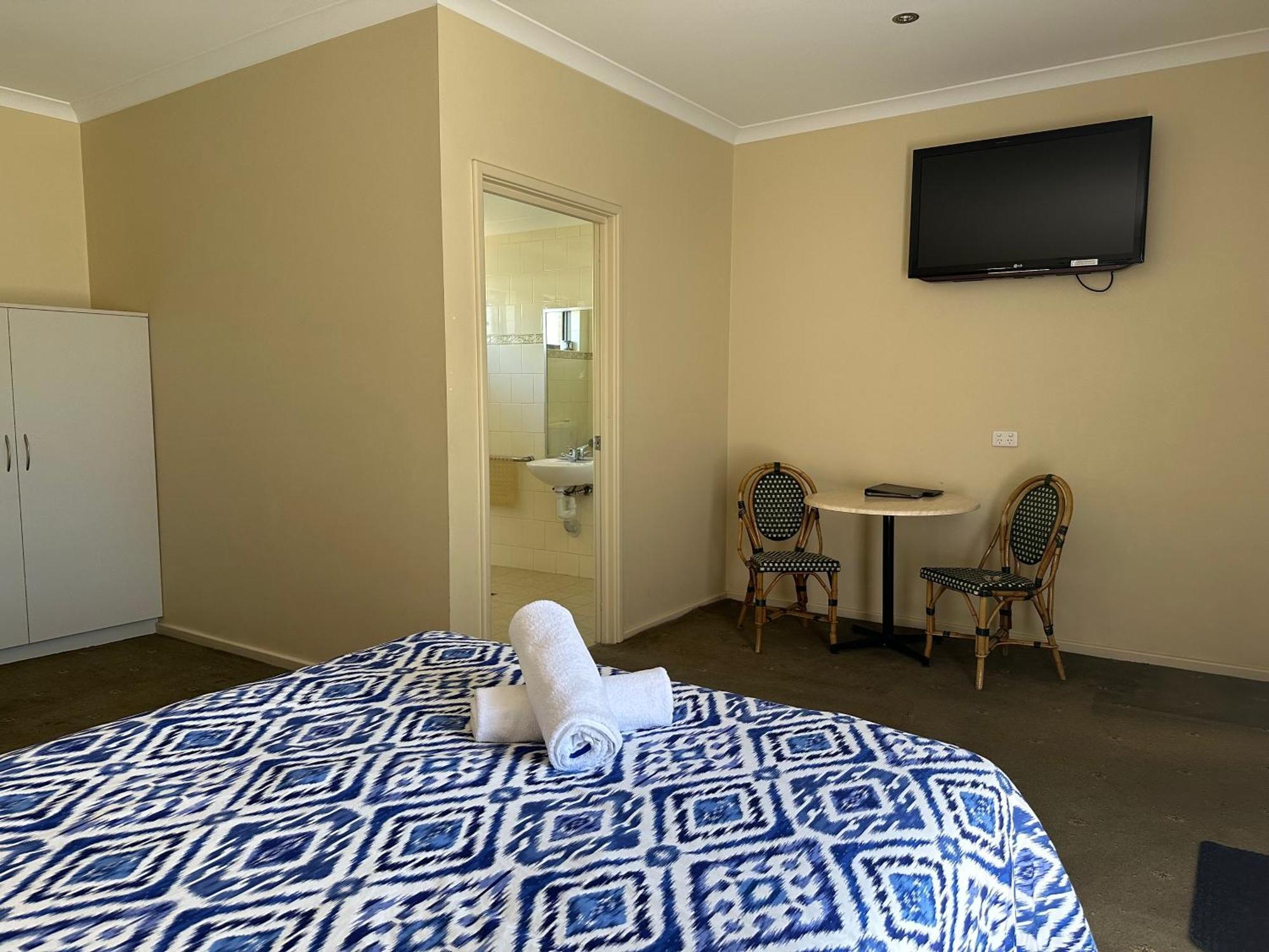 The Tower Hotel Kalgoorlie Buitenkant foto