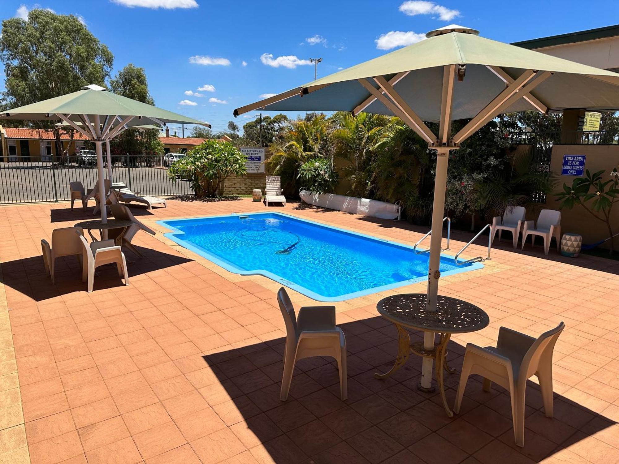 The Tower Hotel Kalgoorlie Buitenkant foto